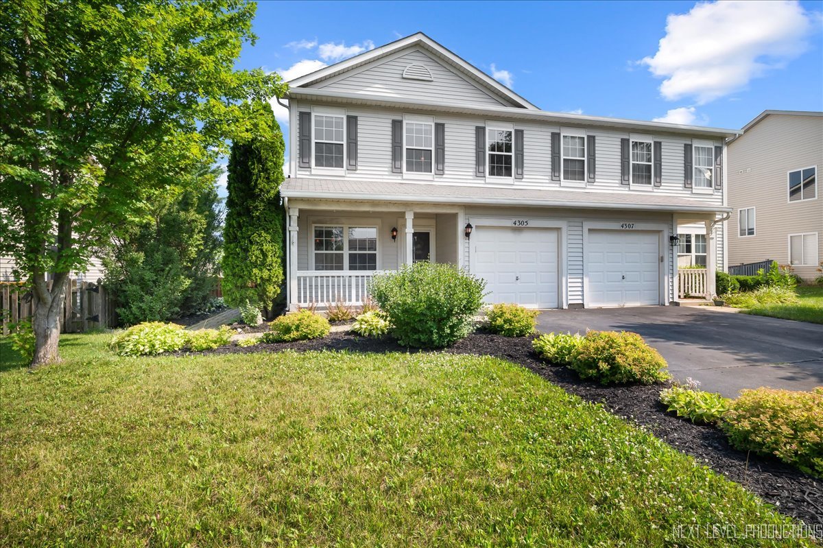 Photo 1 of 25 of 4305 KLATT Street townhome