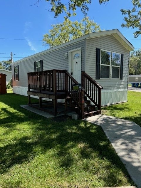 Photo 1 of 19 of 64 Baron Avenue mobile home