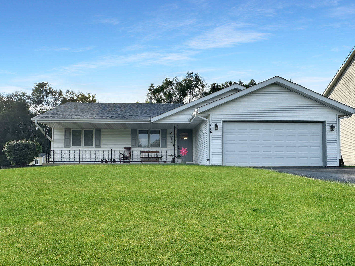 Photo 1 of 17 of 114 Staffordshire Drive house