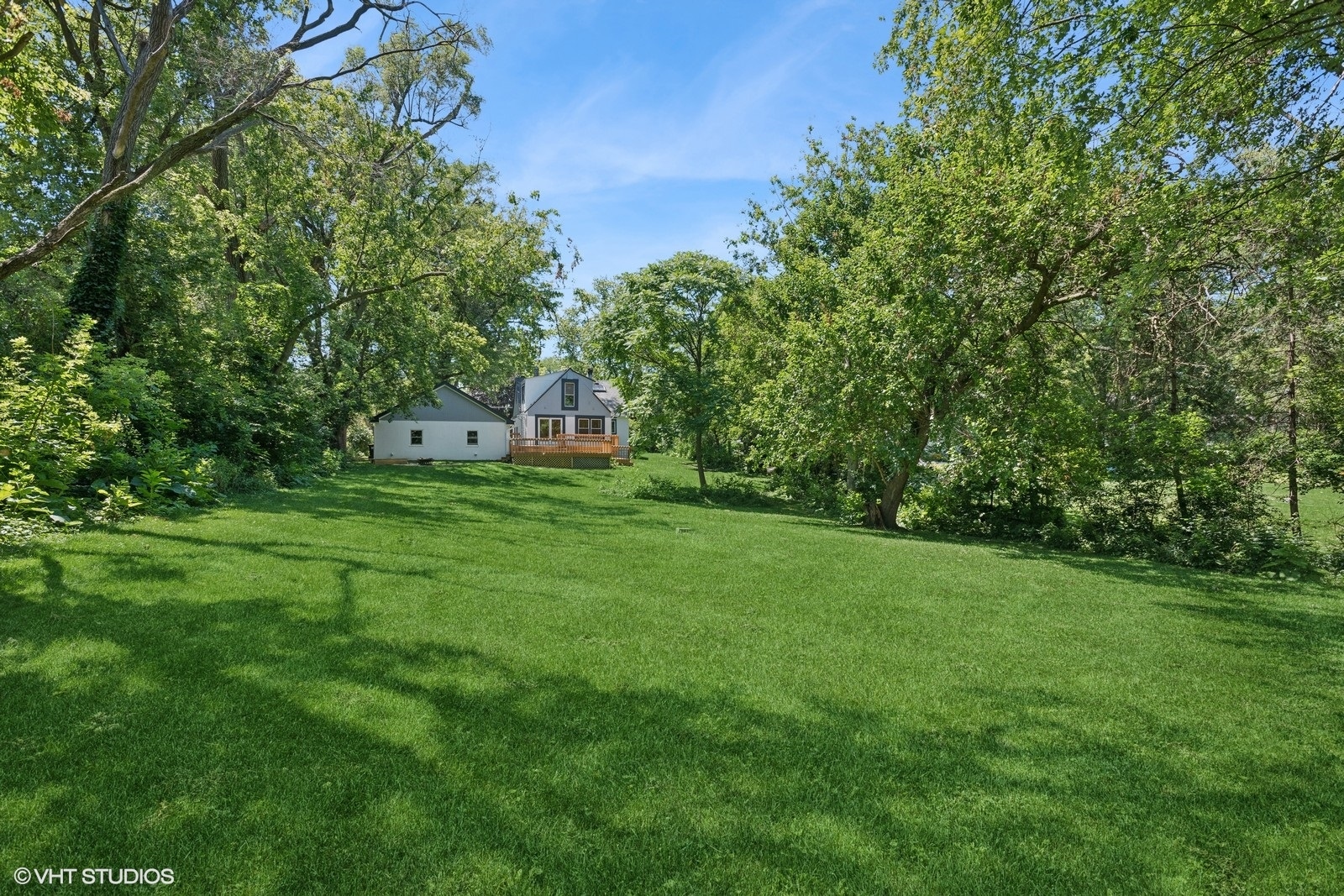 Photo 19 of 23 of 11 N Schoenbeck Road house