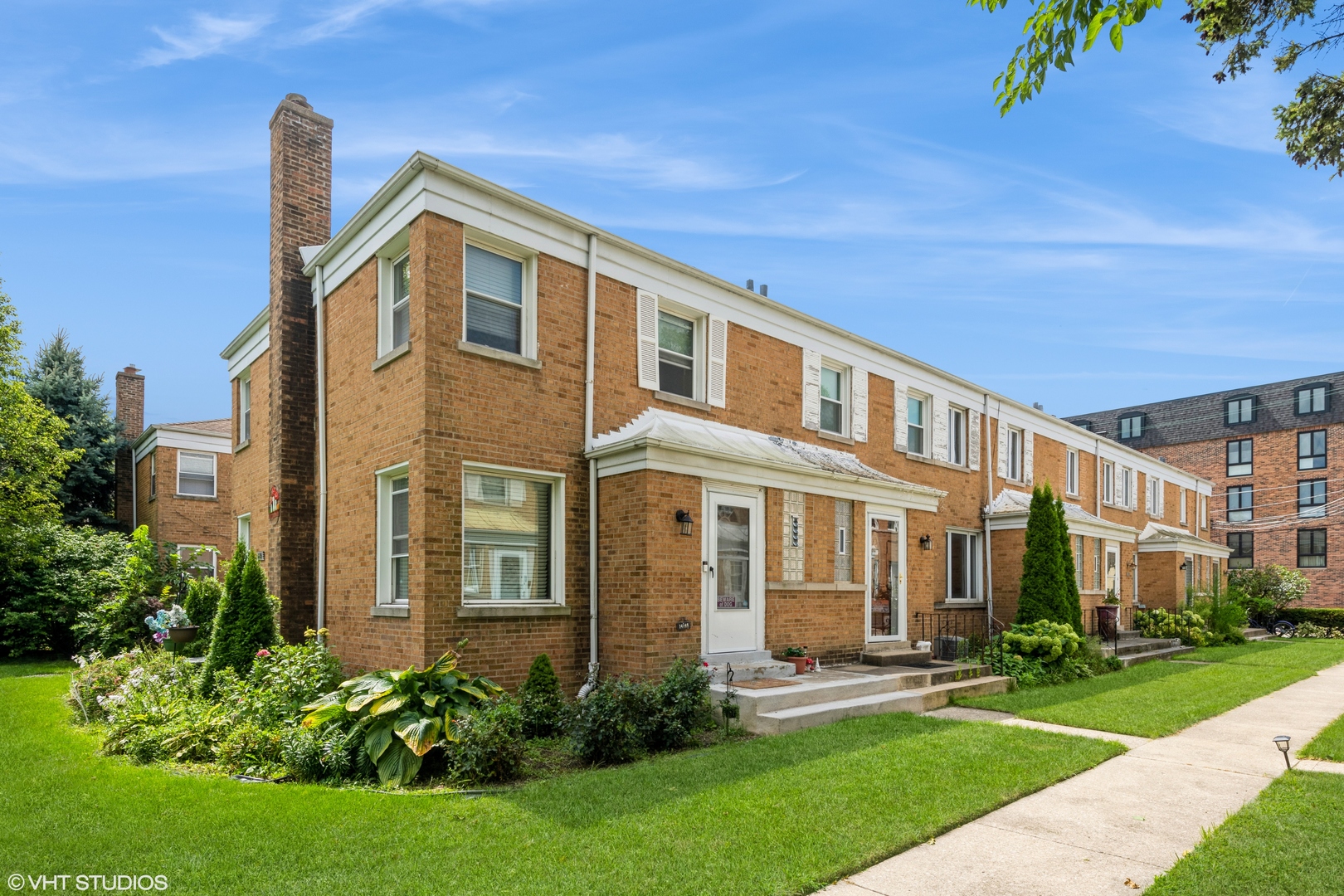 Photo 1 of 12 of 1414 N Harlem Avenue C townhome