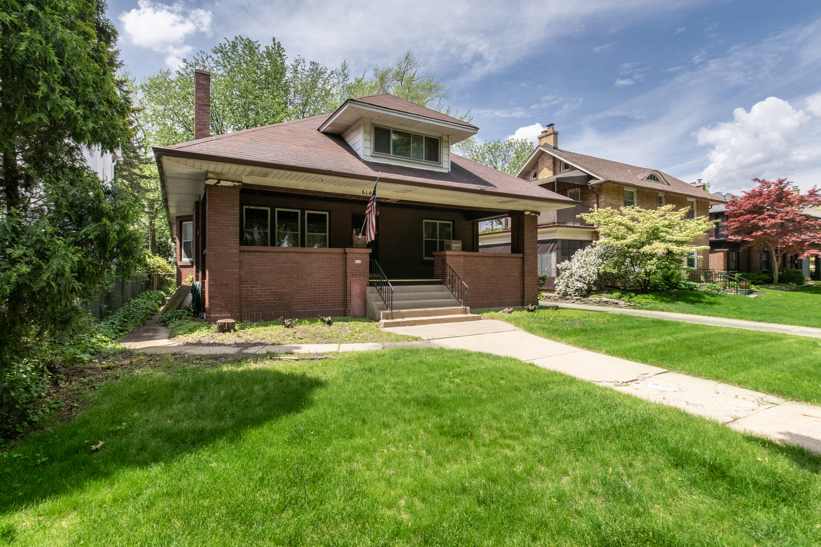 Photo 10 of 38 of 614 Monroe Avenue house