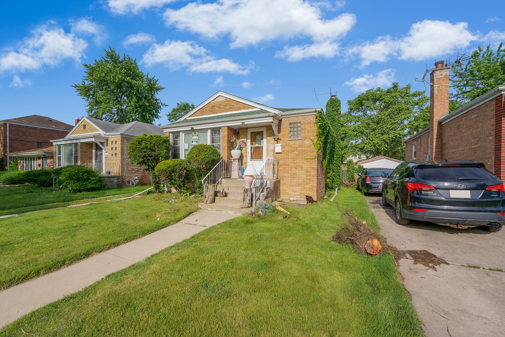 Photo 1 of 1 of 14312 S Clark Street house