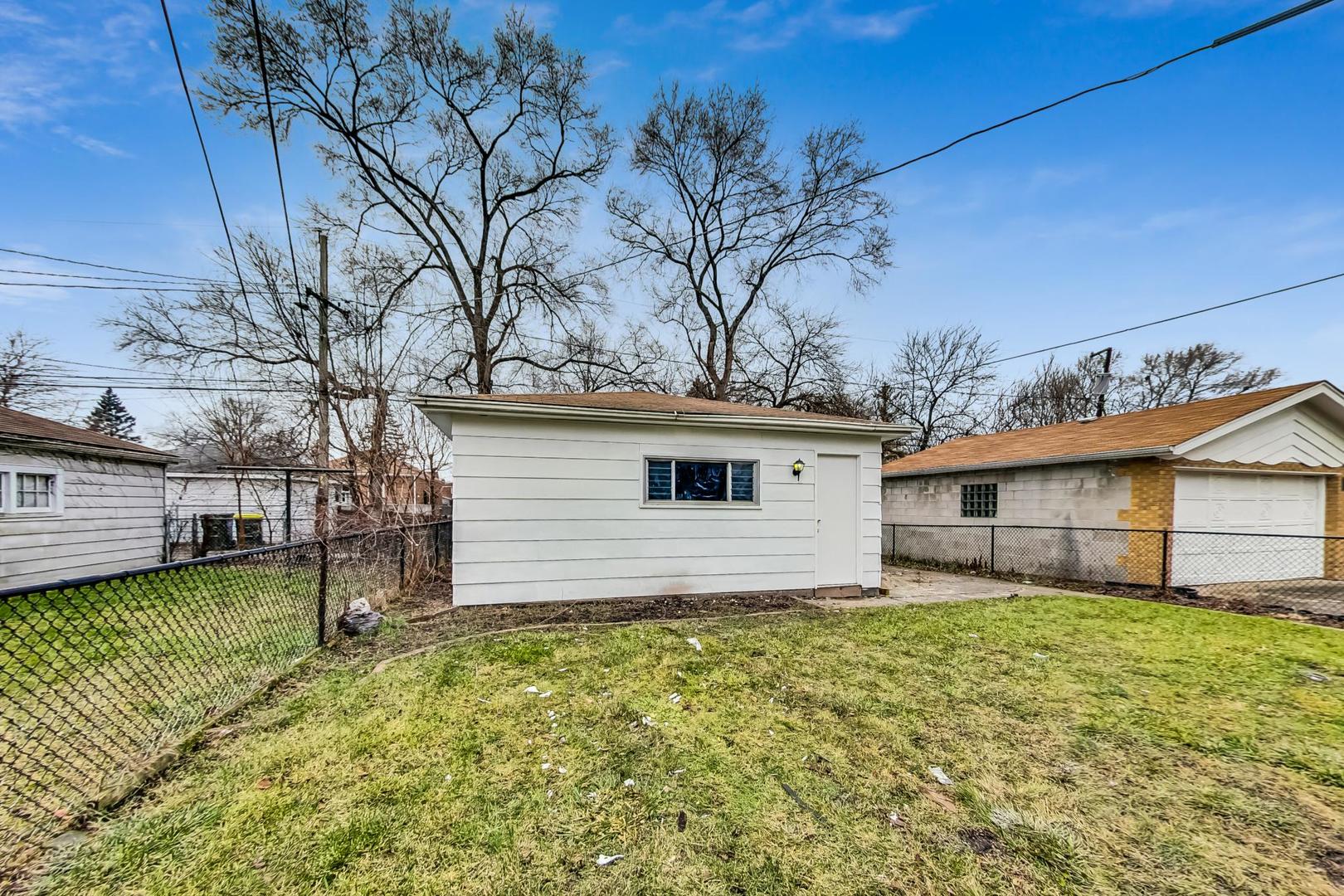 Photo 41 of 43 of 14220 S Wabash Avenue house