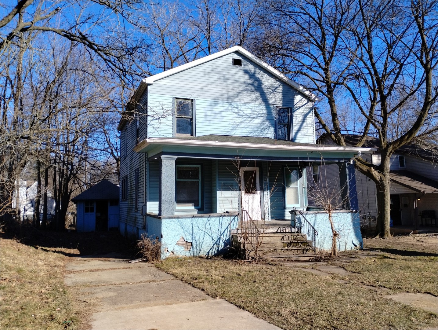 Photo 3 of 8 of 417 Oakley Avenue house