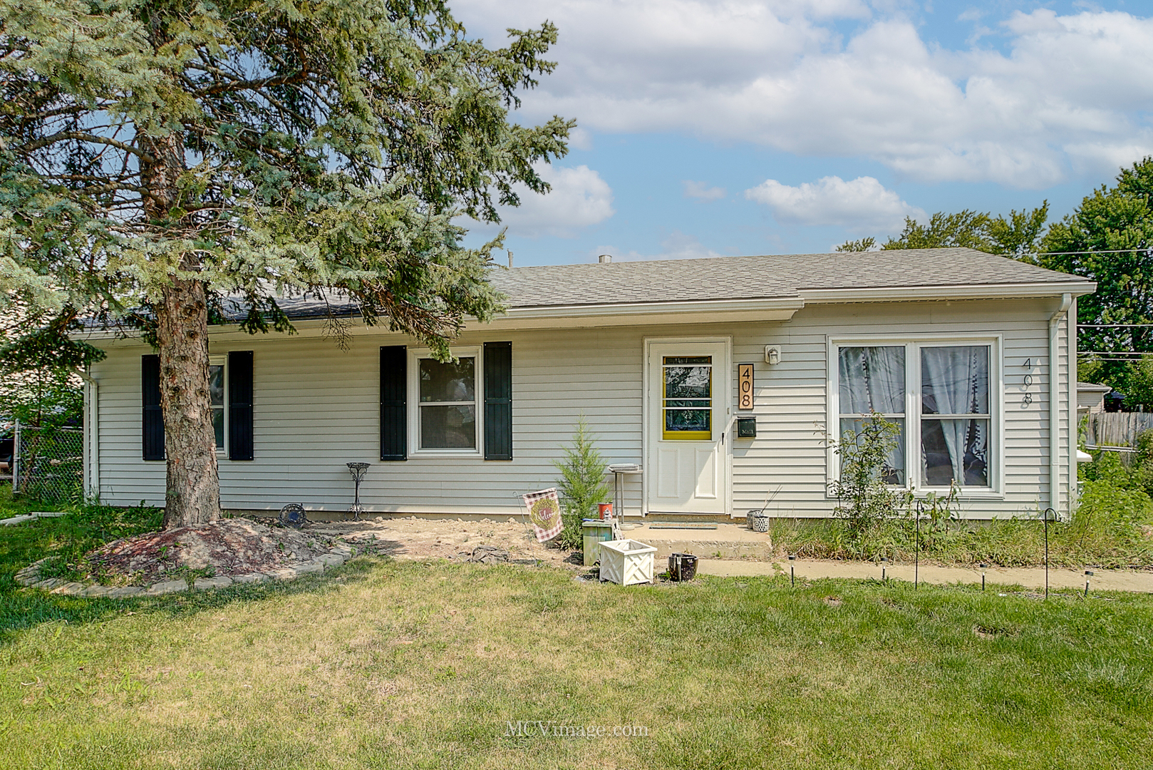 Photo 1 of 7 of 408 Hamrick Avenue house