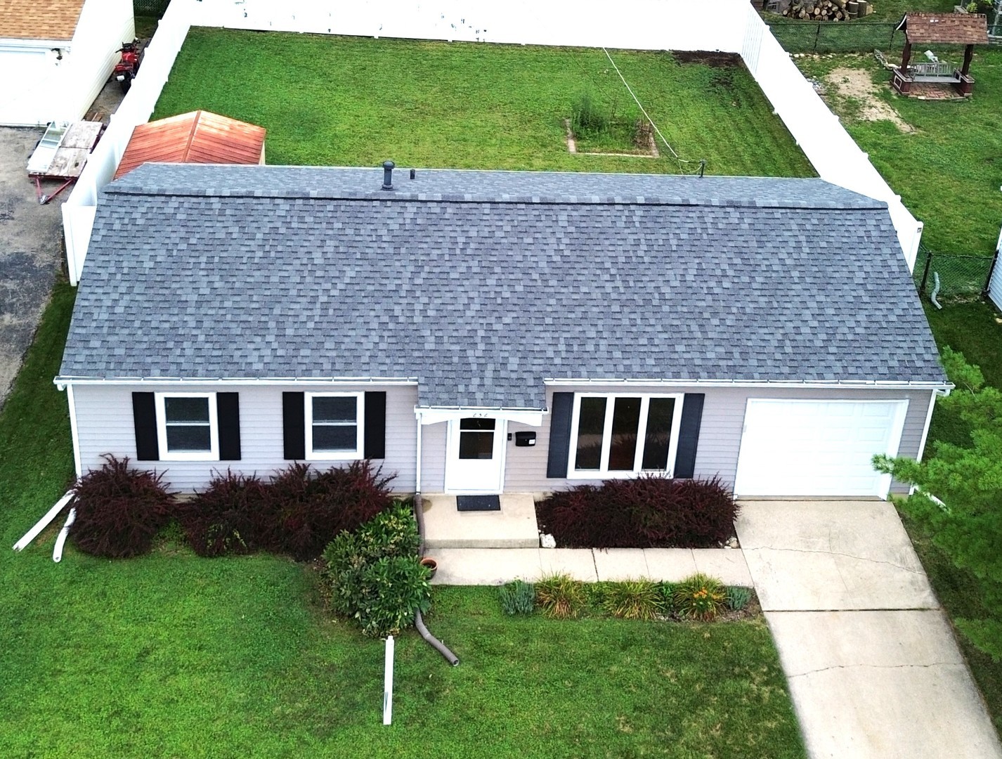 Photo 5 of 29 of 232 Tallman Avenue house