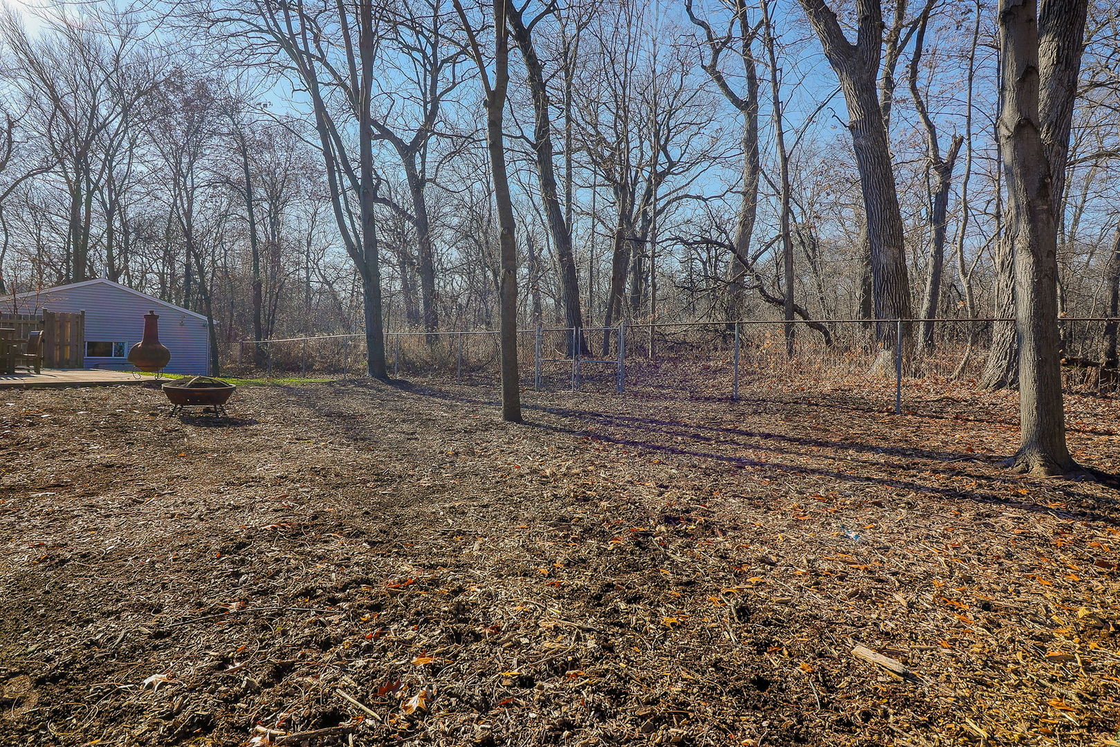 Photo 3 of 32 of 602 S Roselle Road S house