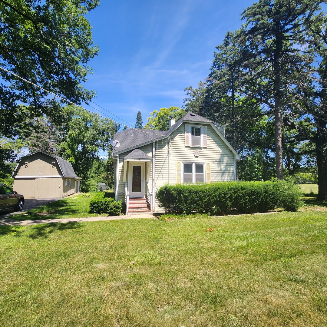 Photo 1 of 10 of 414 W Forest Avenue W house