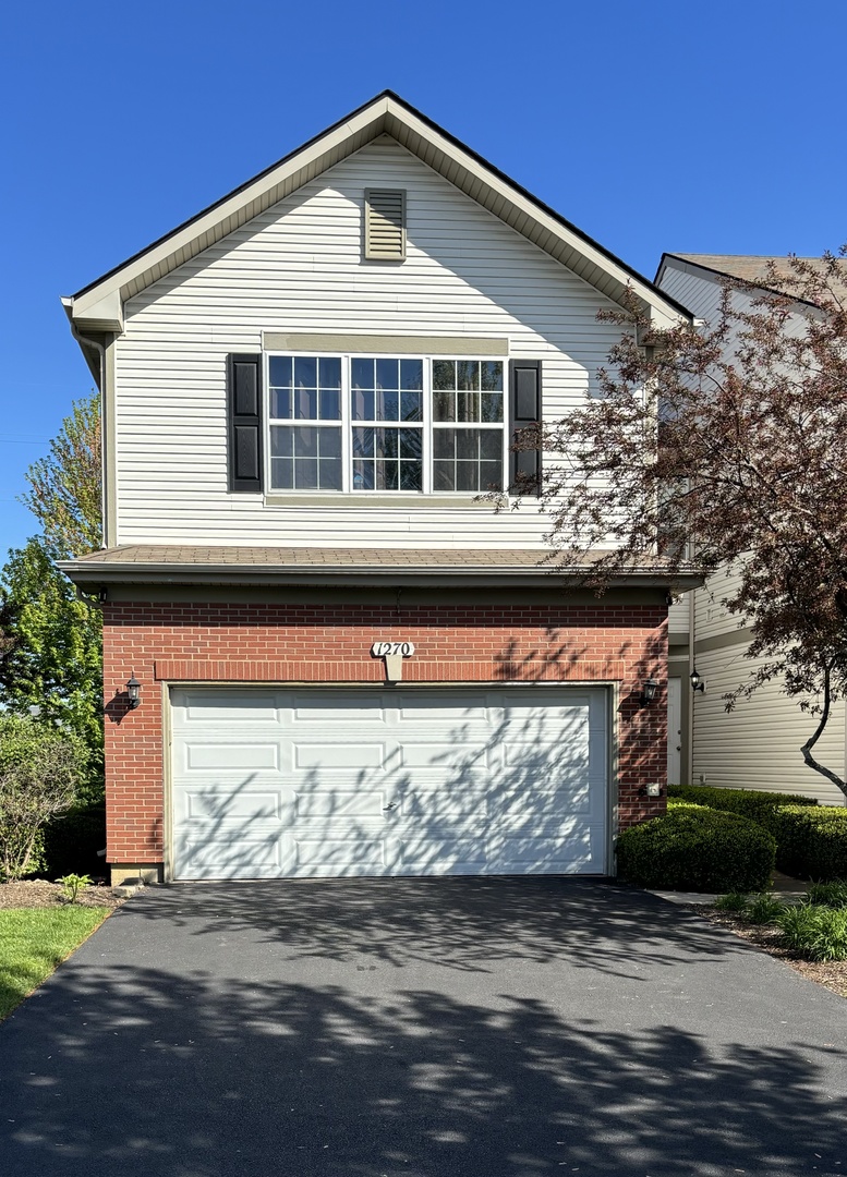 Photo 1 of 9 of 1270 W Black Wolf Road townhome