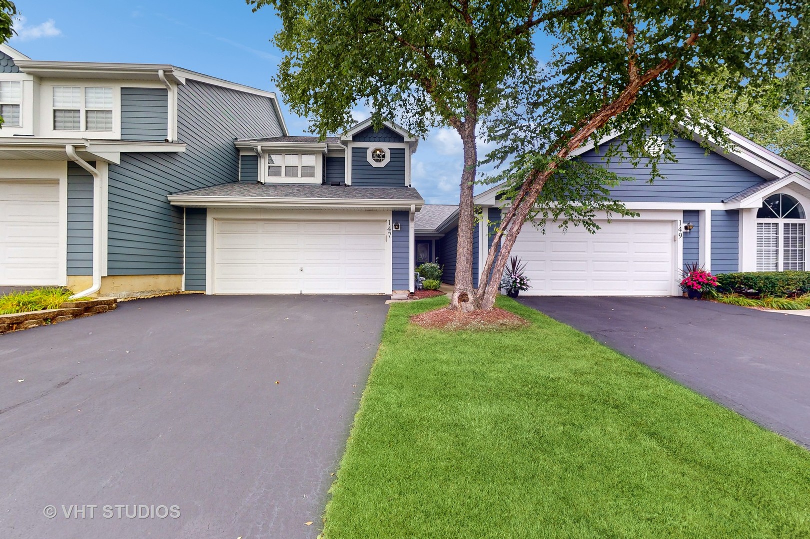 Photo 1 of 25 of 147 SUMAC Lane townhome