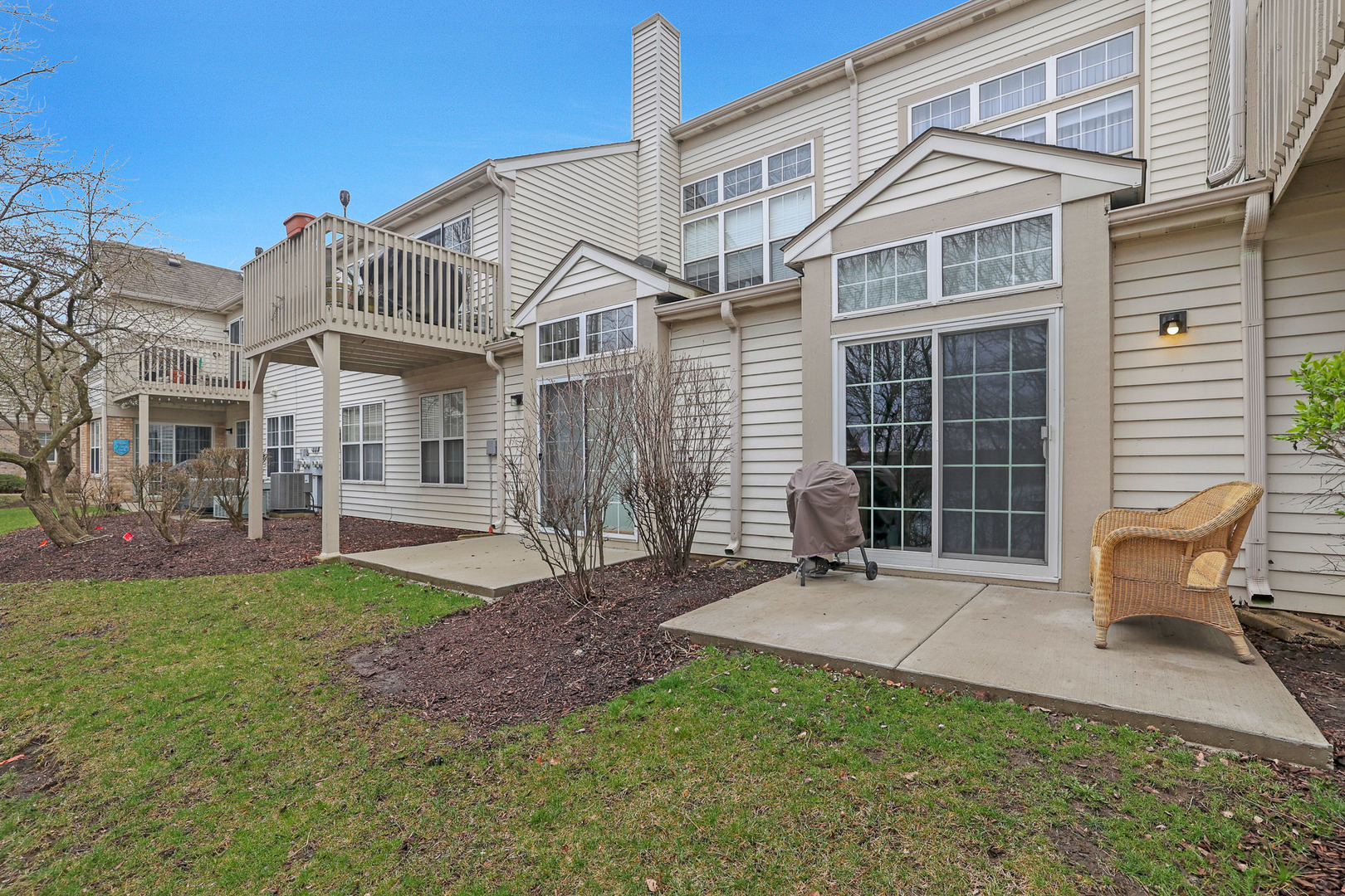 Photo 16 of 17 of 1975 Gary Court B townhome