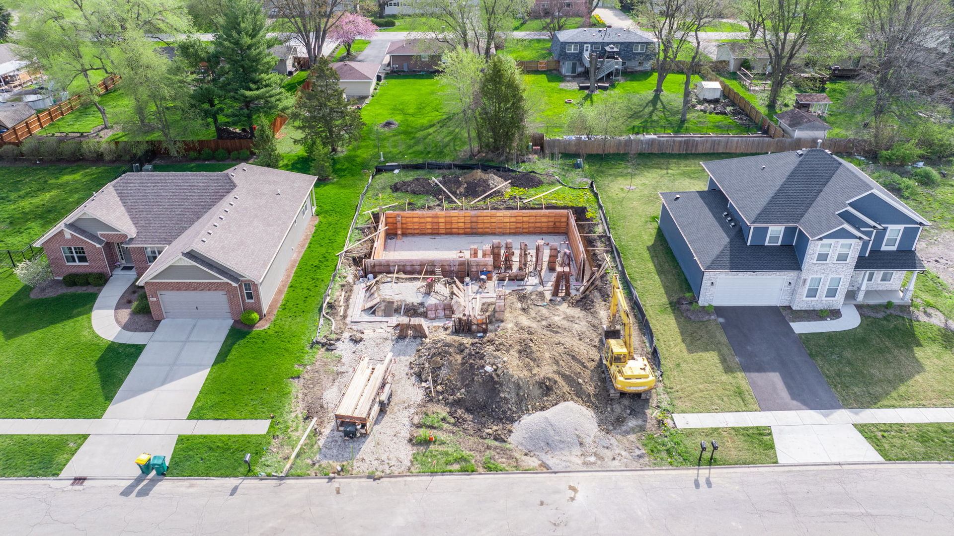 Photo 5 of 16 of 20929 Lakewoods Lane house