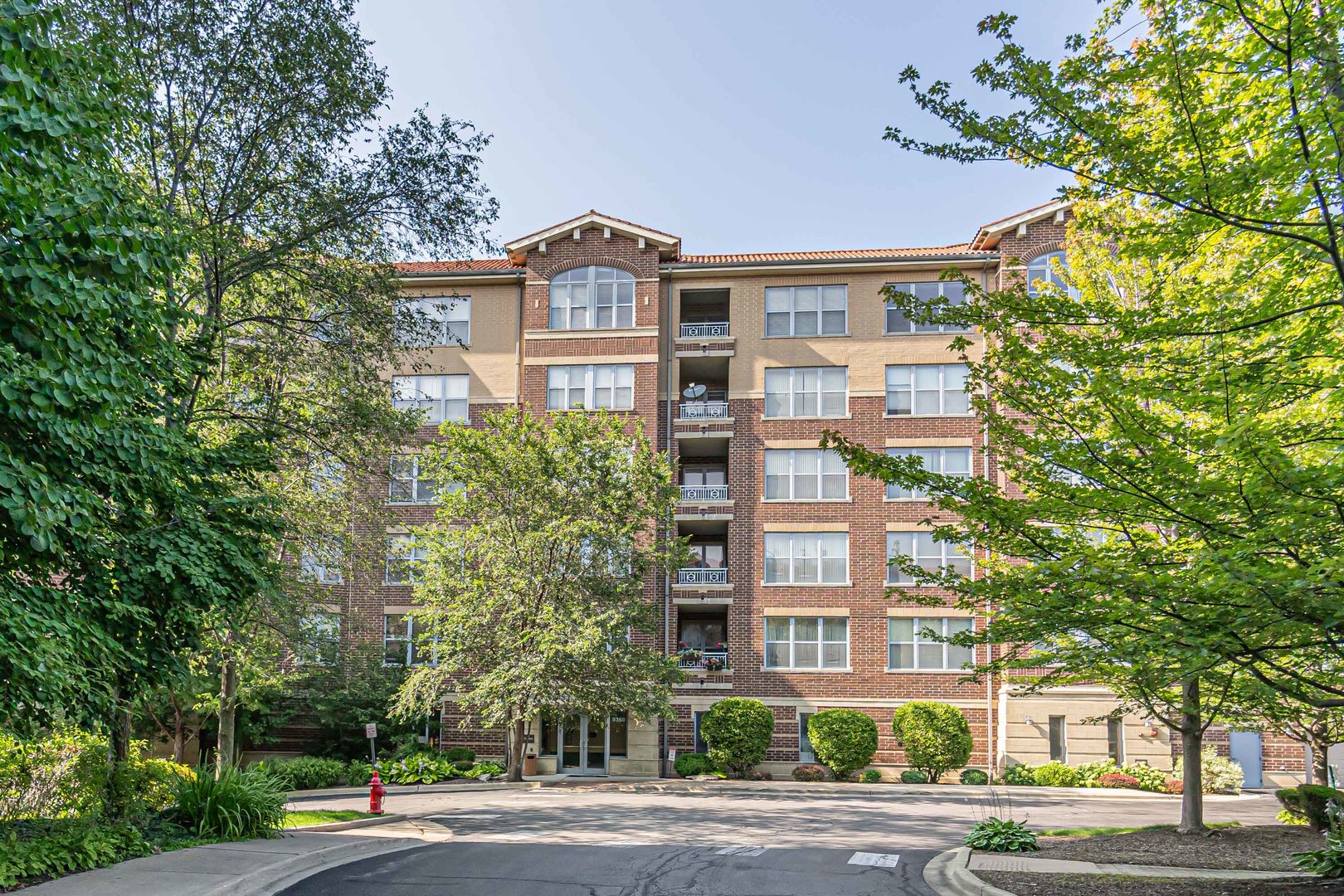 Photo 1 of 29 of 9360 Skokie Boulevard 219 condo