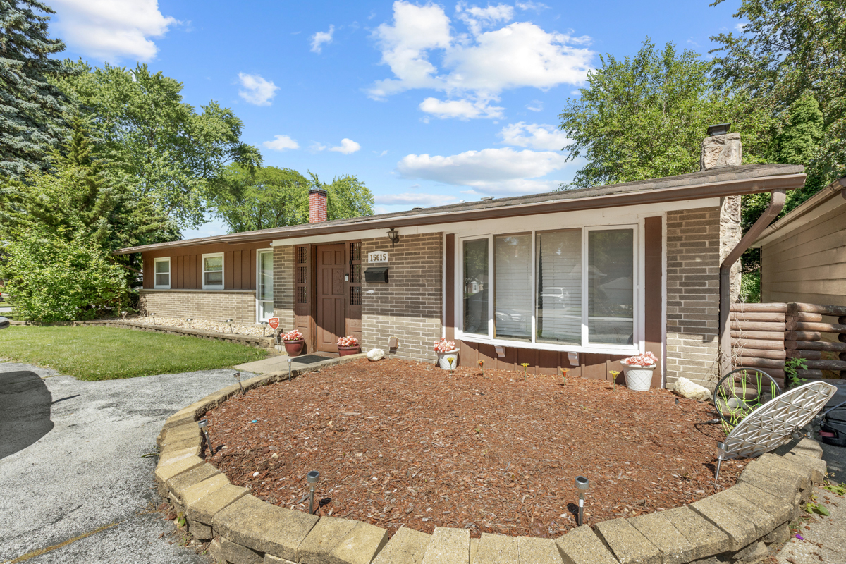 Photo 1 of 16 of 15615 Avalon Avenue house