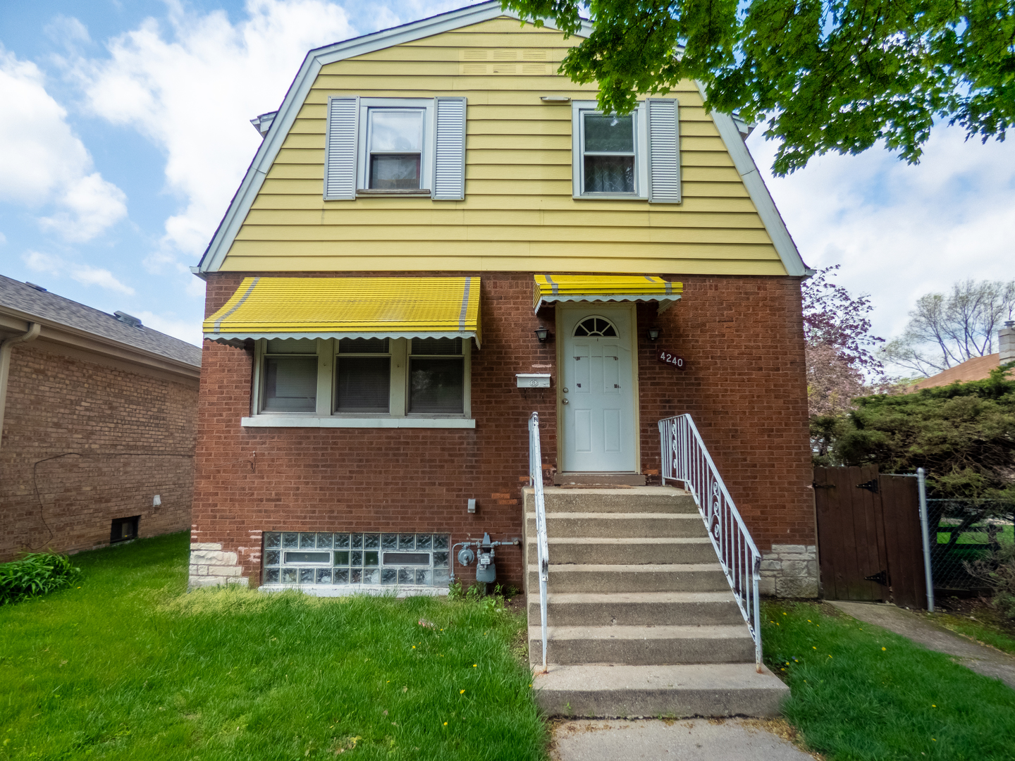 Photo 1 of 16 of 4240 Elmwood Avenue house