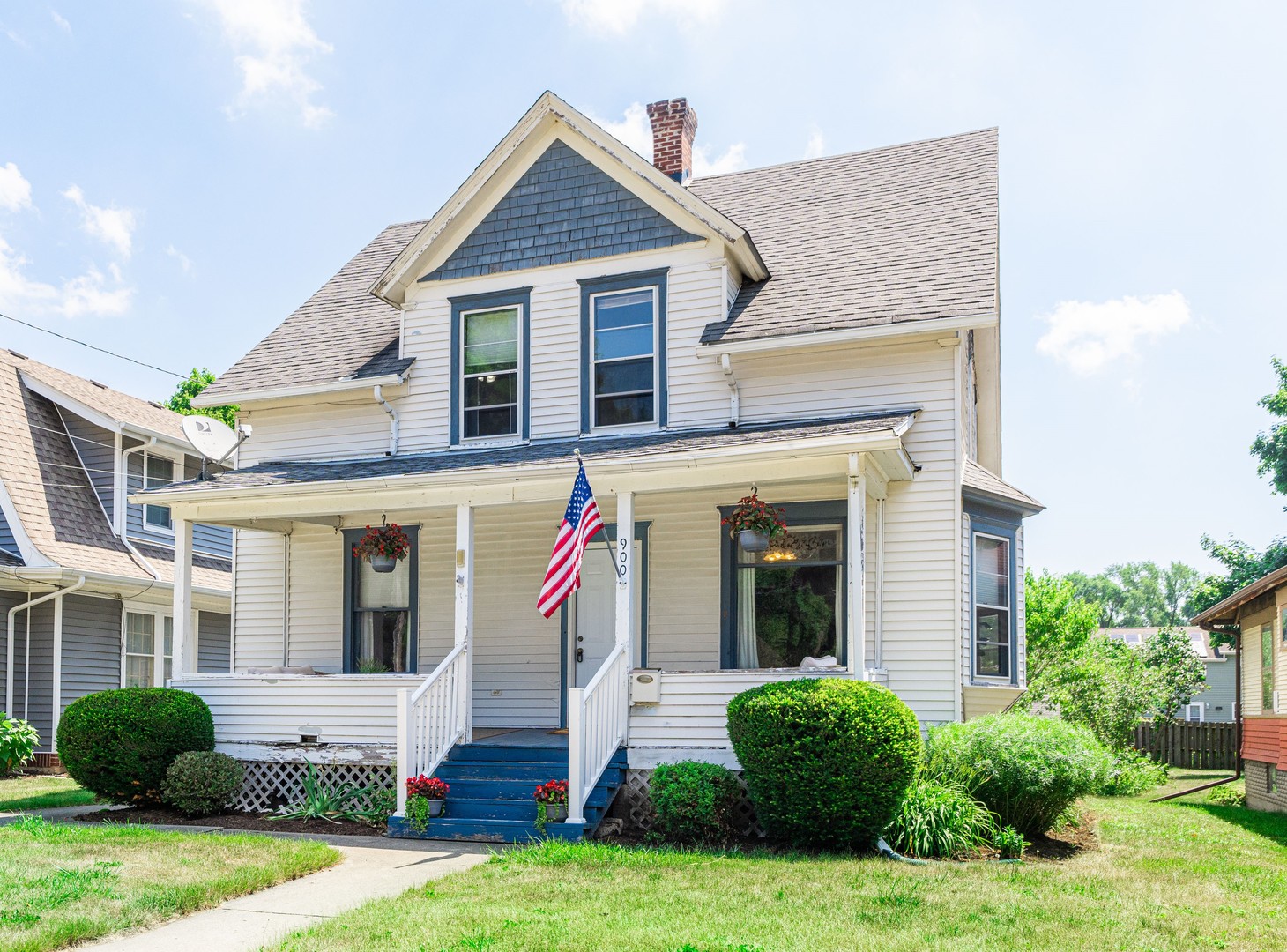 Photo 1 of 32 of 900 Somonauk Street house