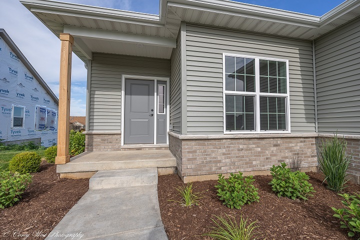 Photo 2 of 15 of 2232 Maggie Lane townhome