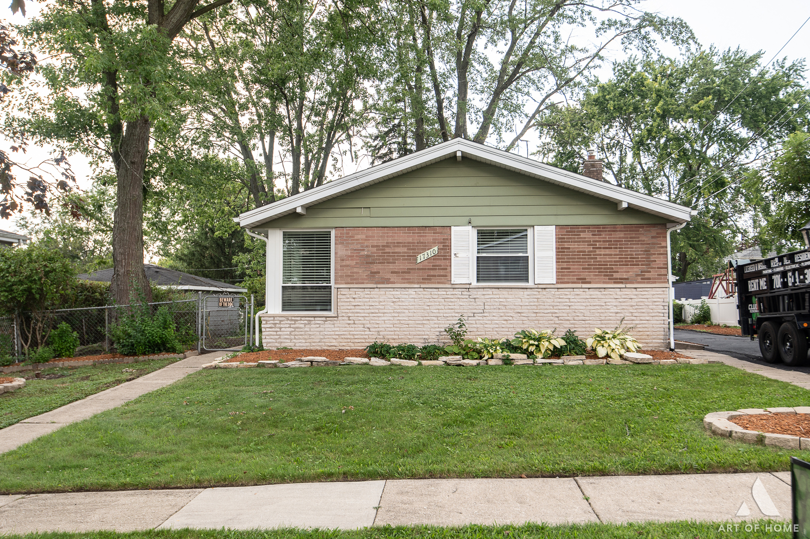 Photo 2 of 28 of 17310 Oketo Avenue house