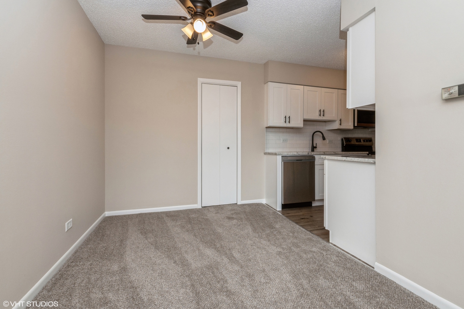 Photo 4 of 11 of 6645 172nd Street 3D condo