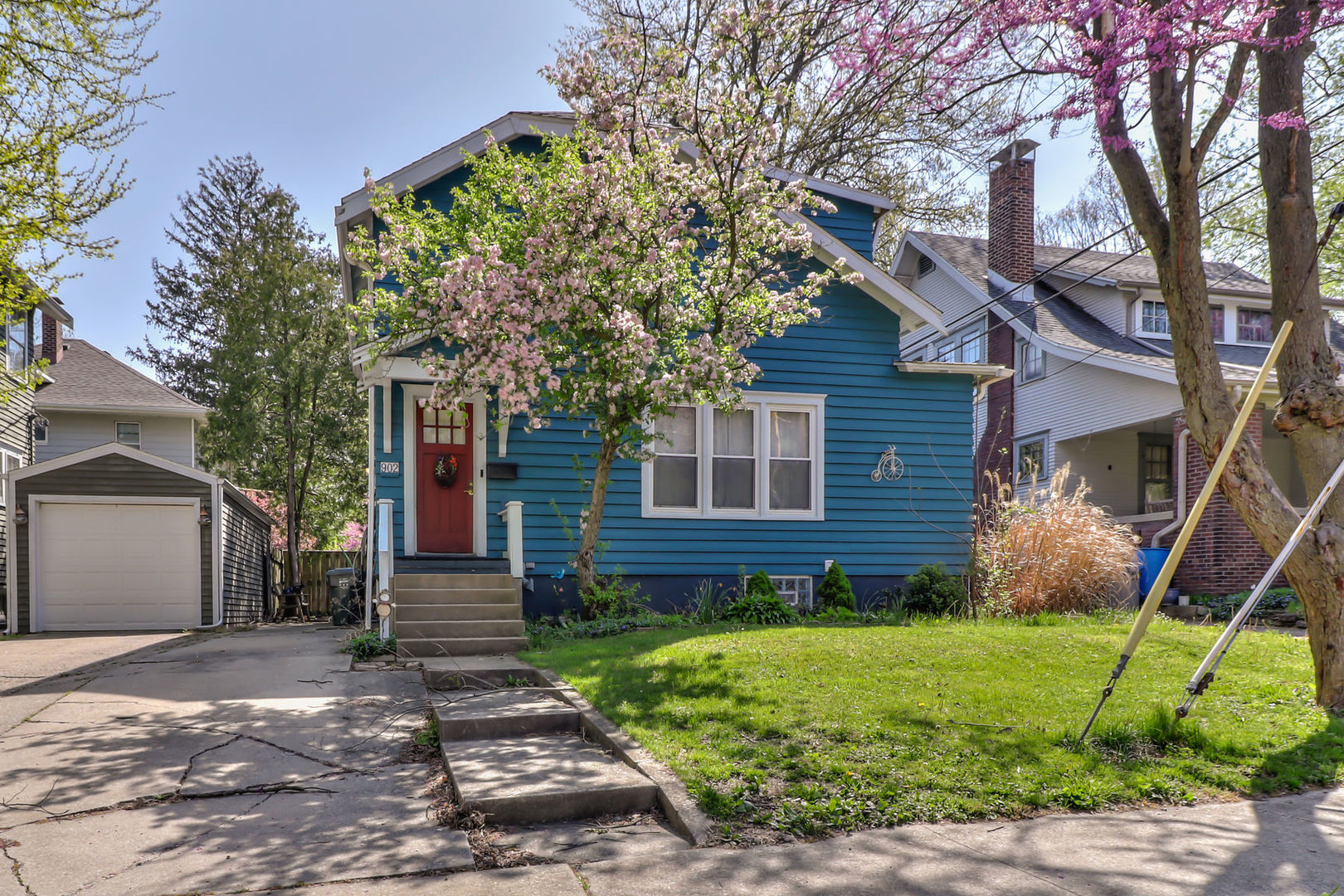 Photo 1 of 38 of 902 S ORCHARD Street house