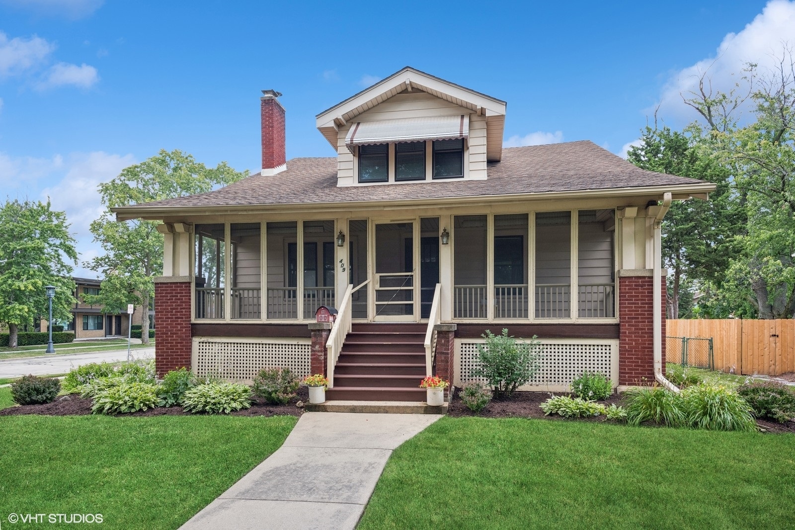 Photo 1 of 24 of 409 S Princeton Avenue house