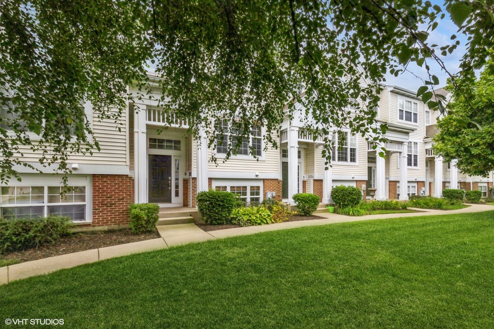 Photo 1 of 19 of 3052 Nicklaus Lane townhome