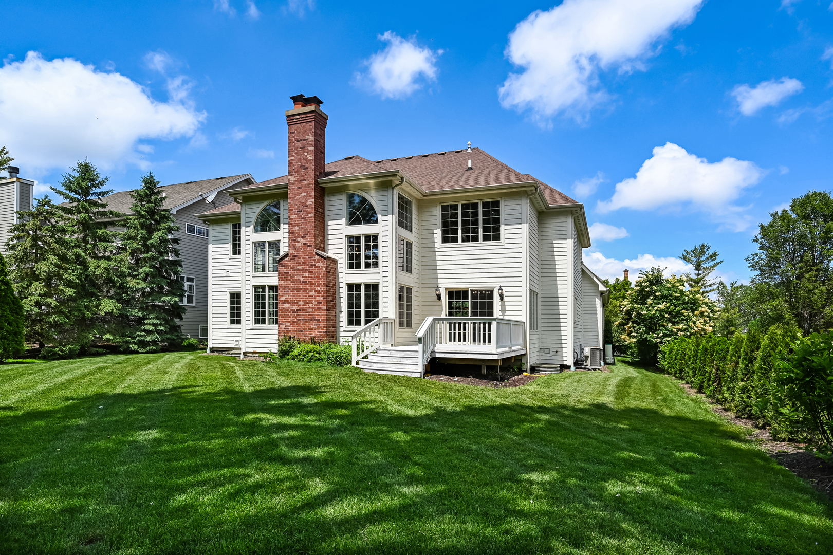 Photo 32 of 42 of 704 S Wilmette Avenue house