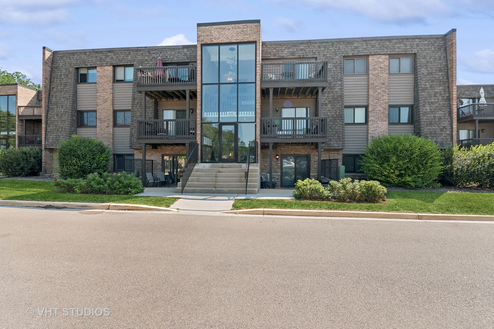 Photo 1 of 17 of 1422 Stonebridge Circle M11 condo