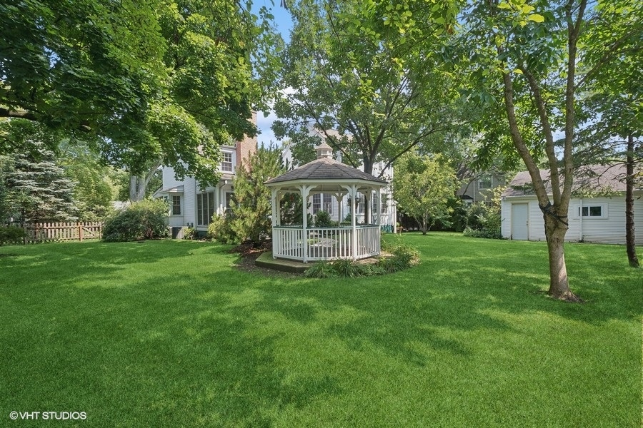 Photo 42 of 48 of 1611 Greenwood Avenue house