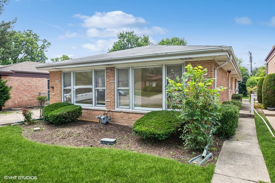 Photo 1 of 27 of 711 Lavergne Avenue house