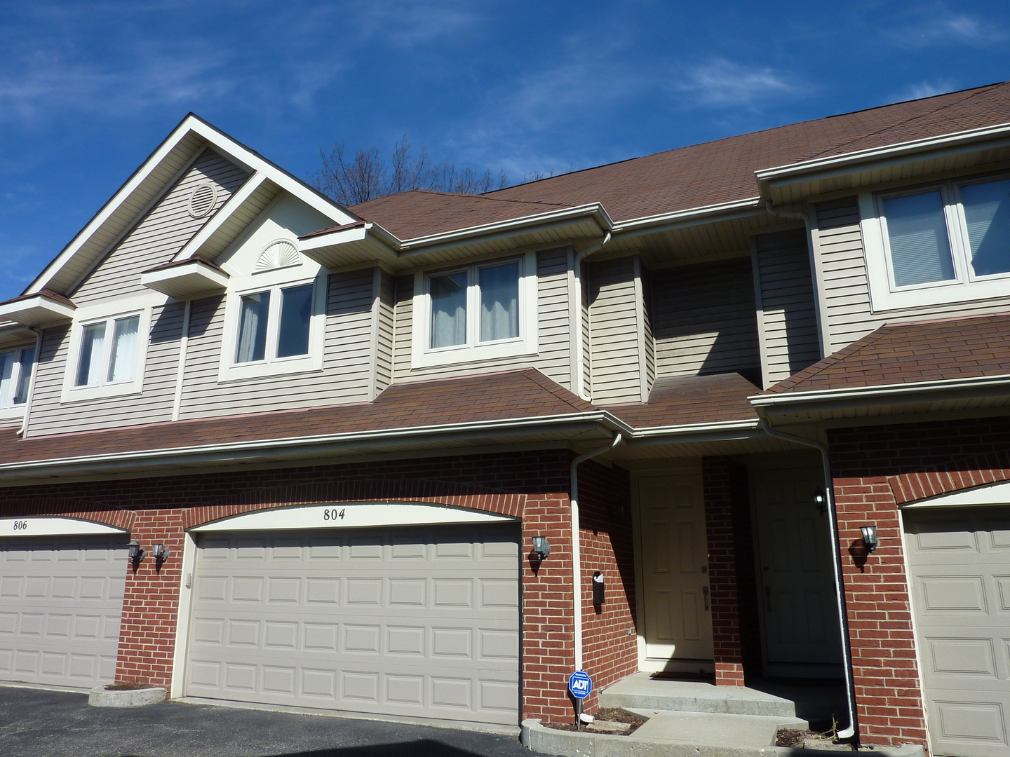 Photo 1 of 1 of 804 Skokie Boulevard townhome