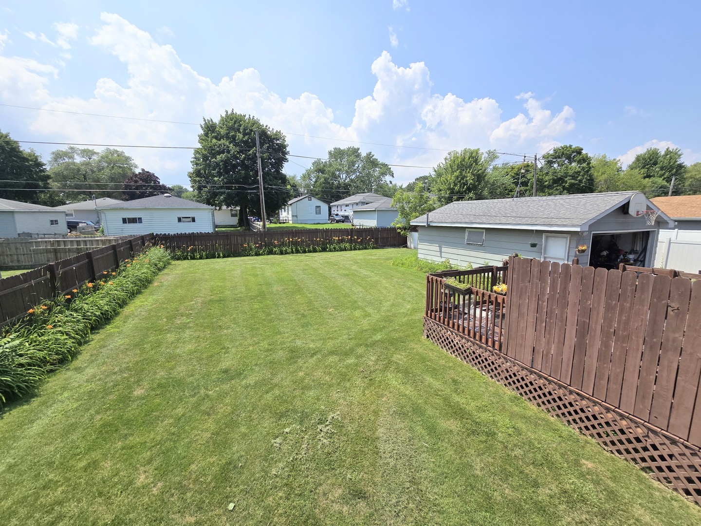 Photo 5 of 27 of 1110 Landon Avenue house