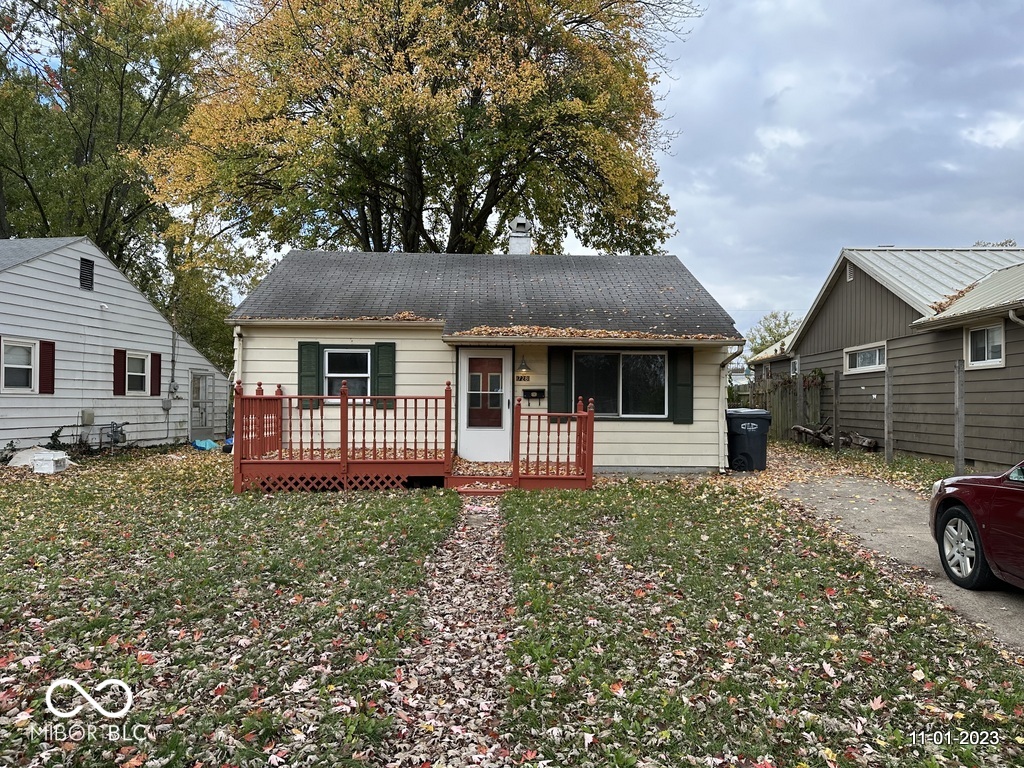 Photo 1 of 2 of 728 Lonsvale Drive house