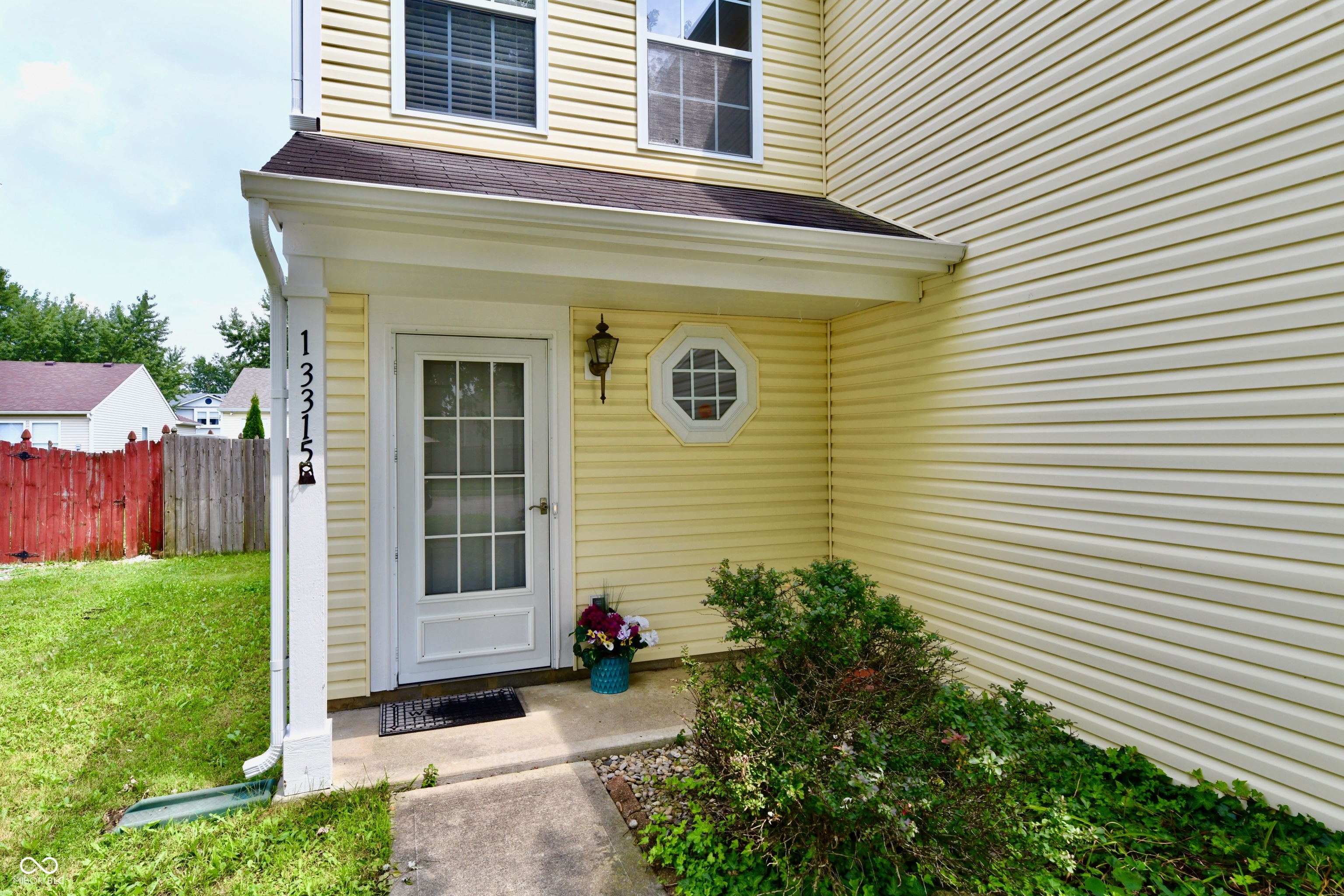 Photo 3 of 22 of 13315 N Etna Green Drive house