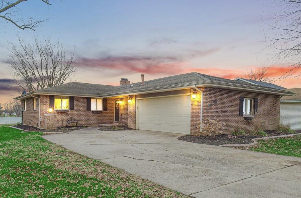 Photo 1 of 16 of 1169 Sunnyslope Drive house