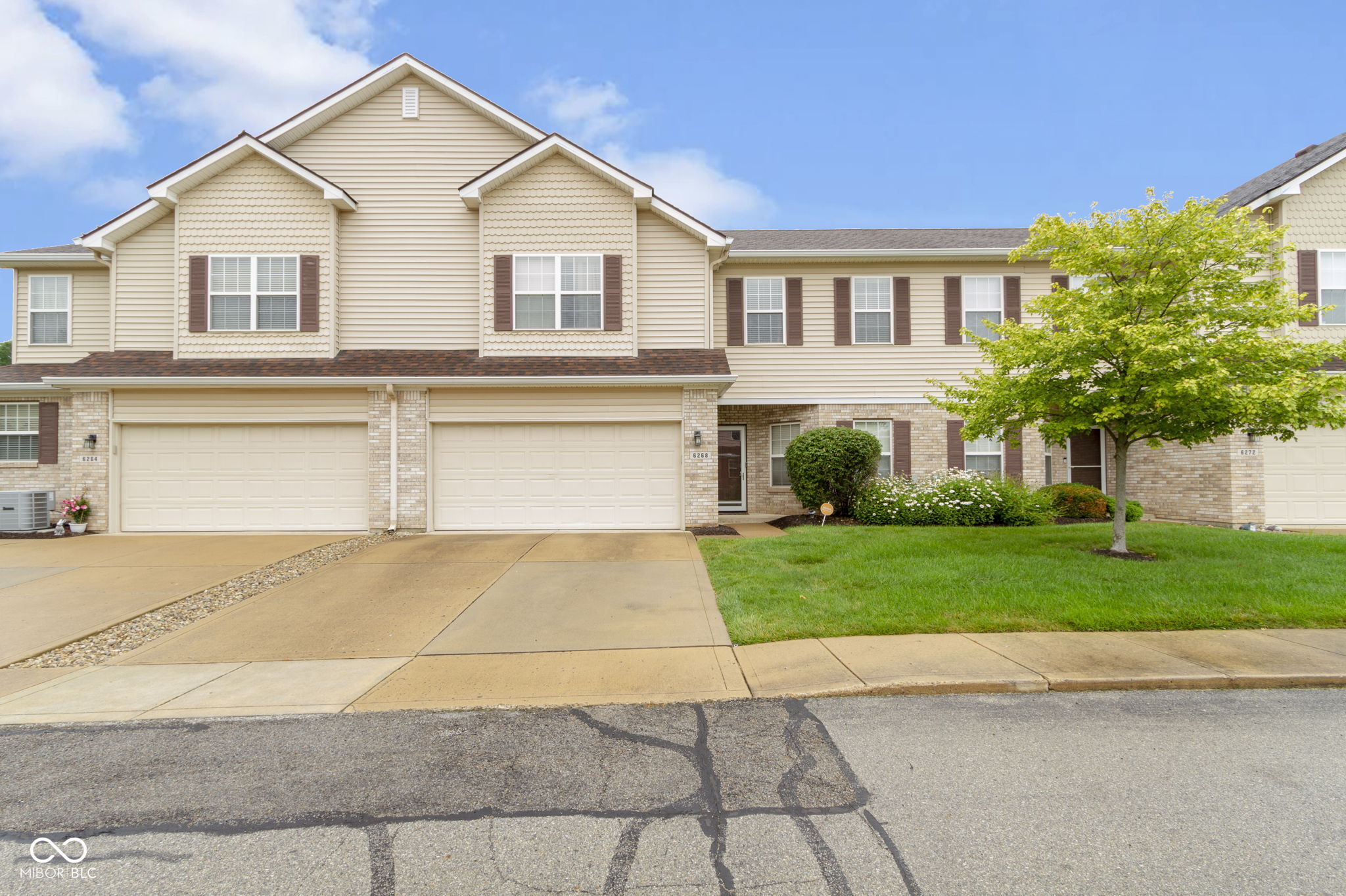 Photo 1 of 26 of 6268 Eller Creek Drive condo