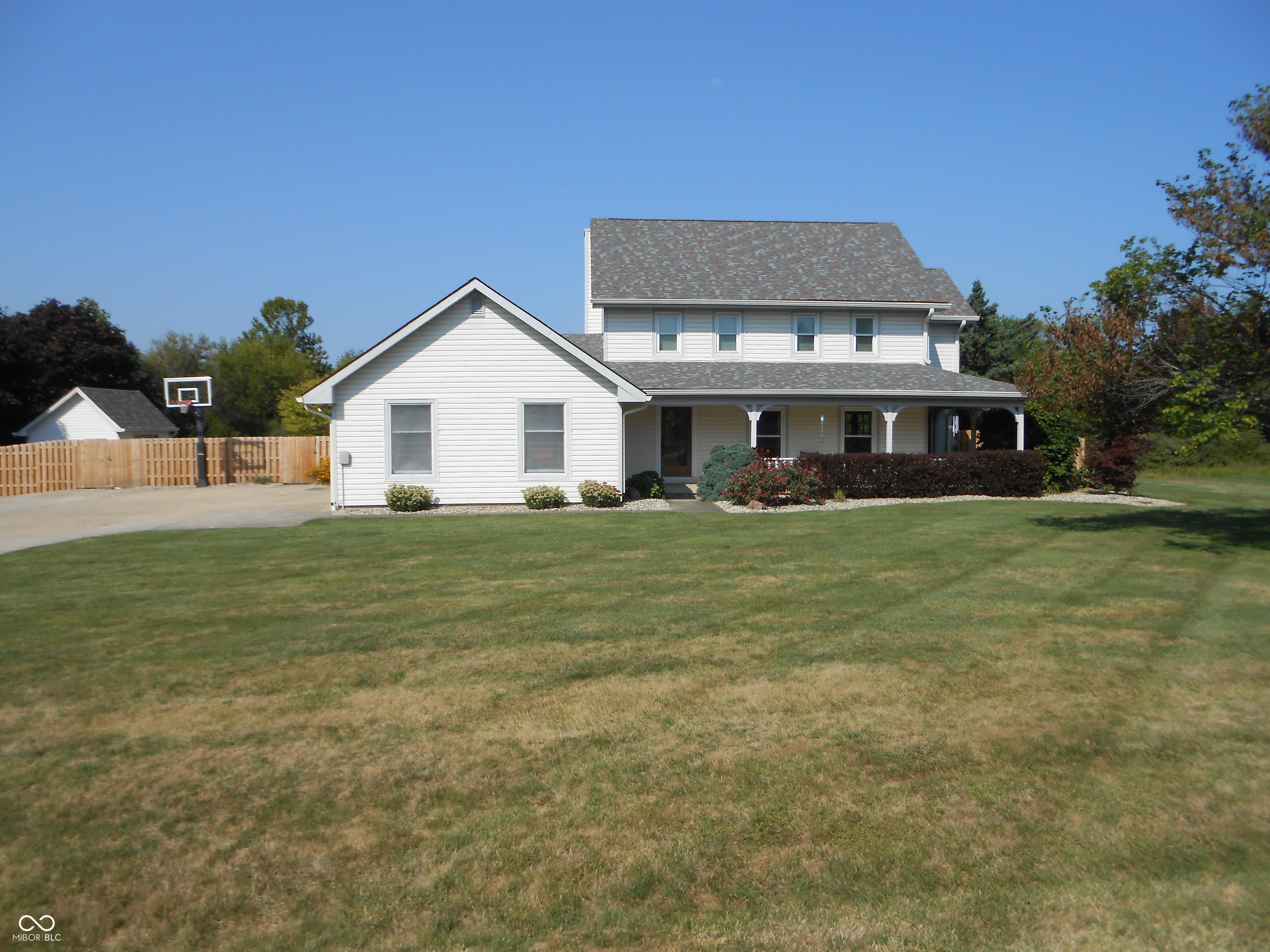 Photo 1 of 48 of 2020 Hickory Boulevard house