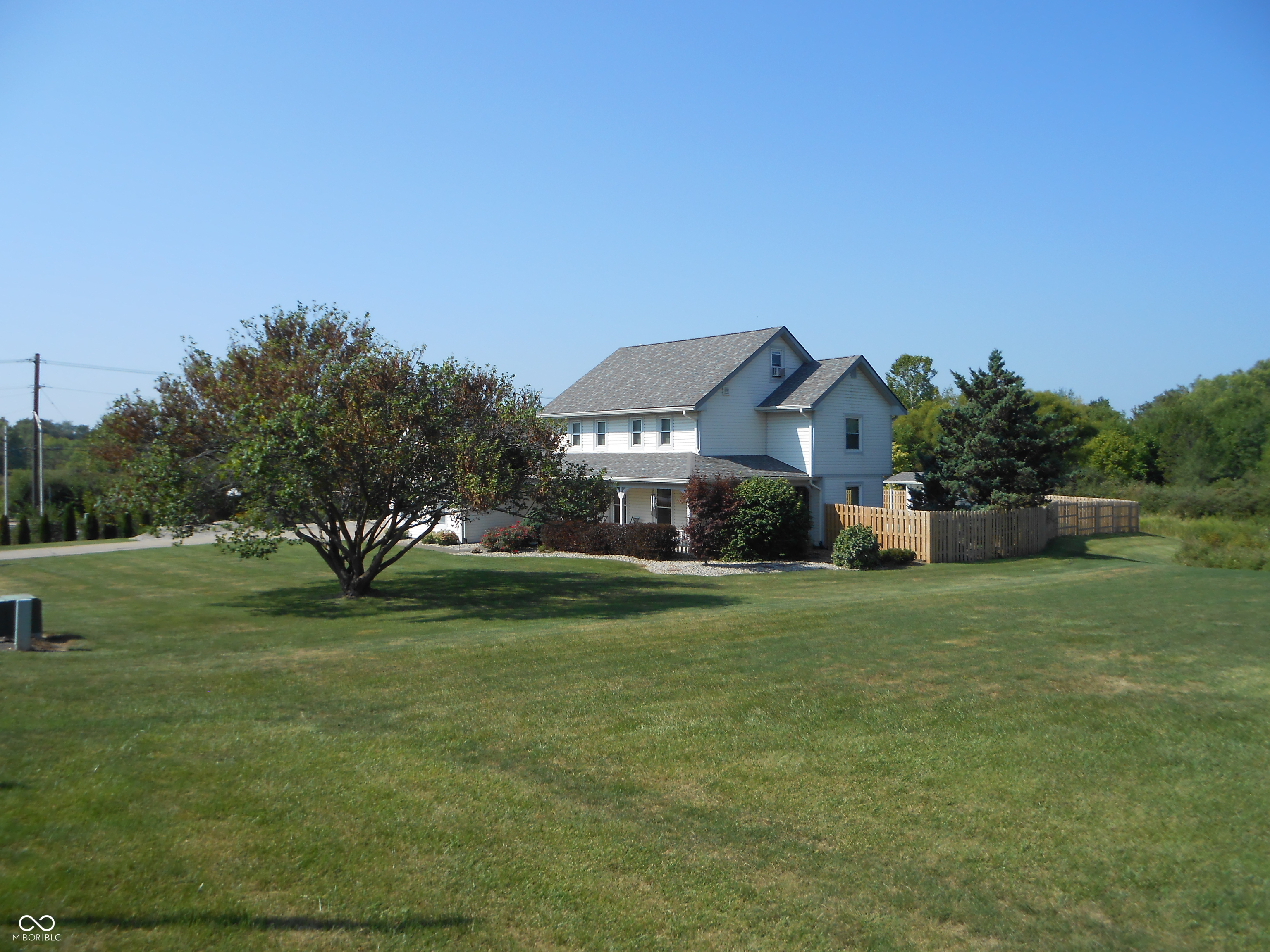 Photo 6 of 48 of 2020 Hickory Boulevard house