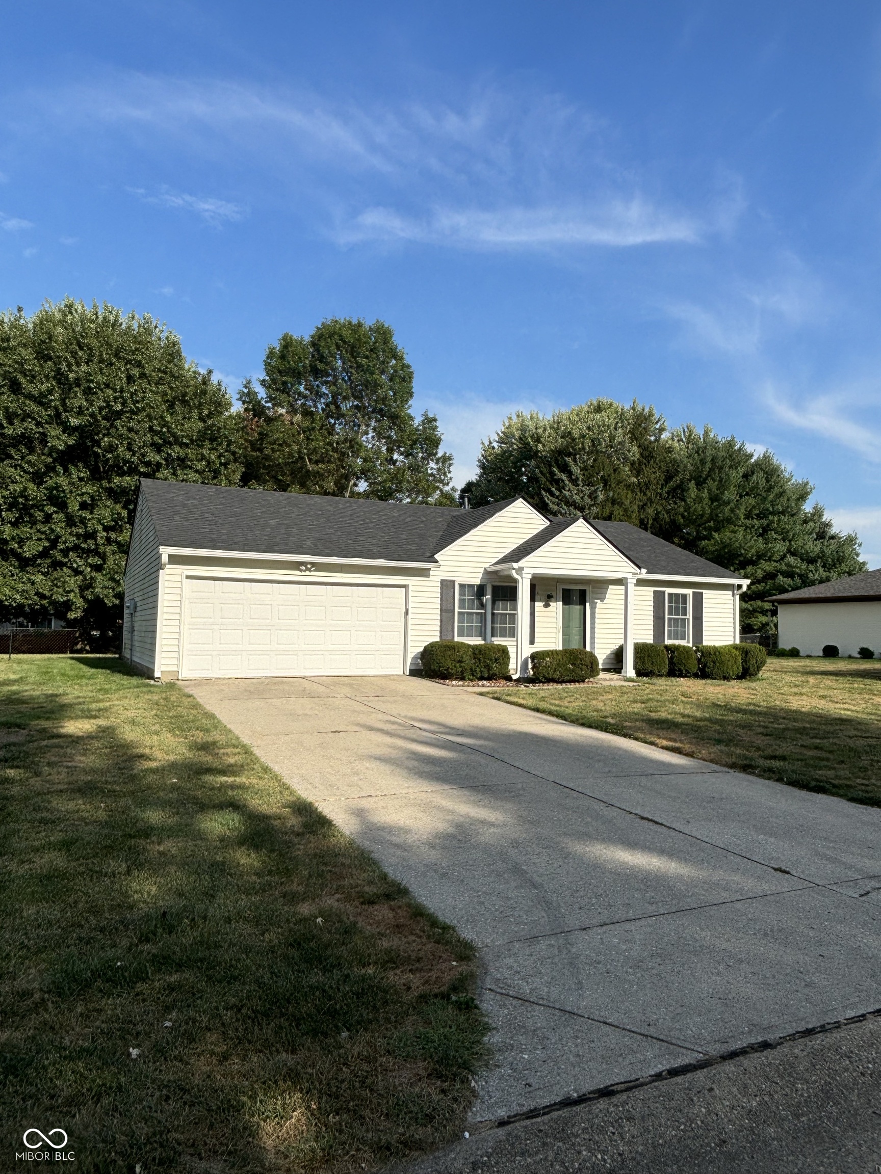 Photo 3 of 17 of 413 Pleasantview Boulevard house