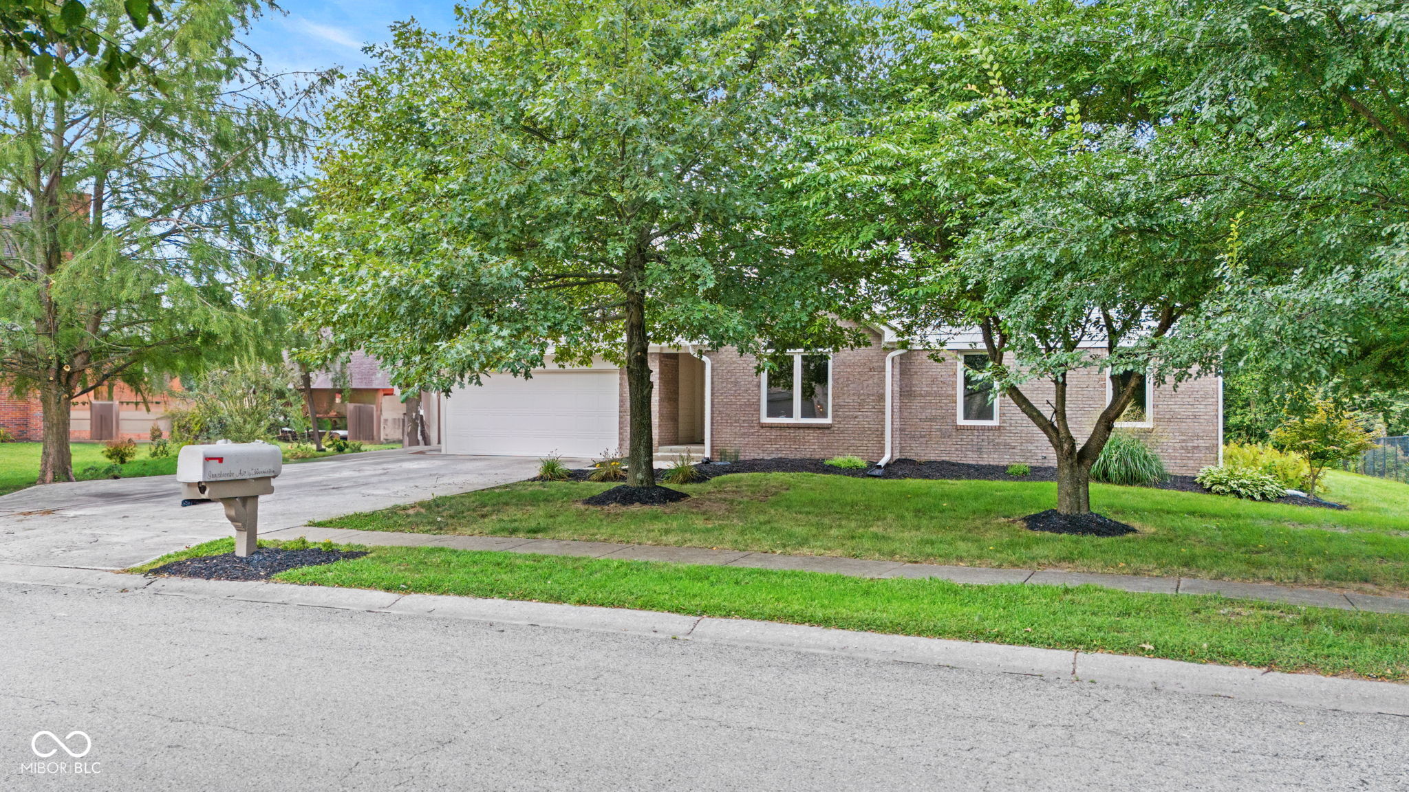 Photo 63 of 82 of 300 Innisbrooke Avenue house