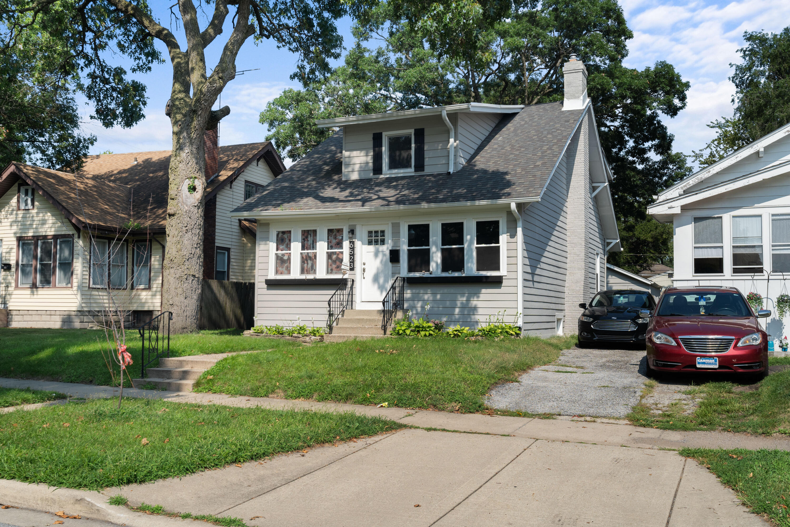 Photo 4 of 30 of 6523 Jackson Avenue house