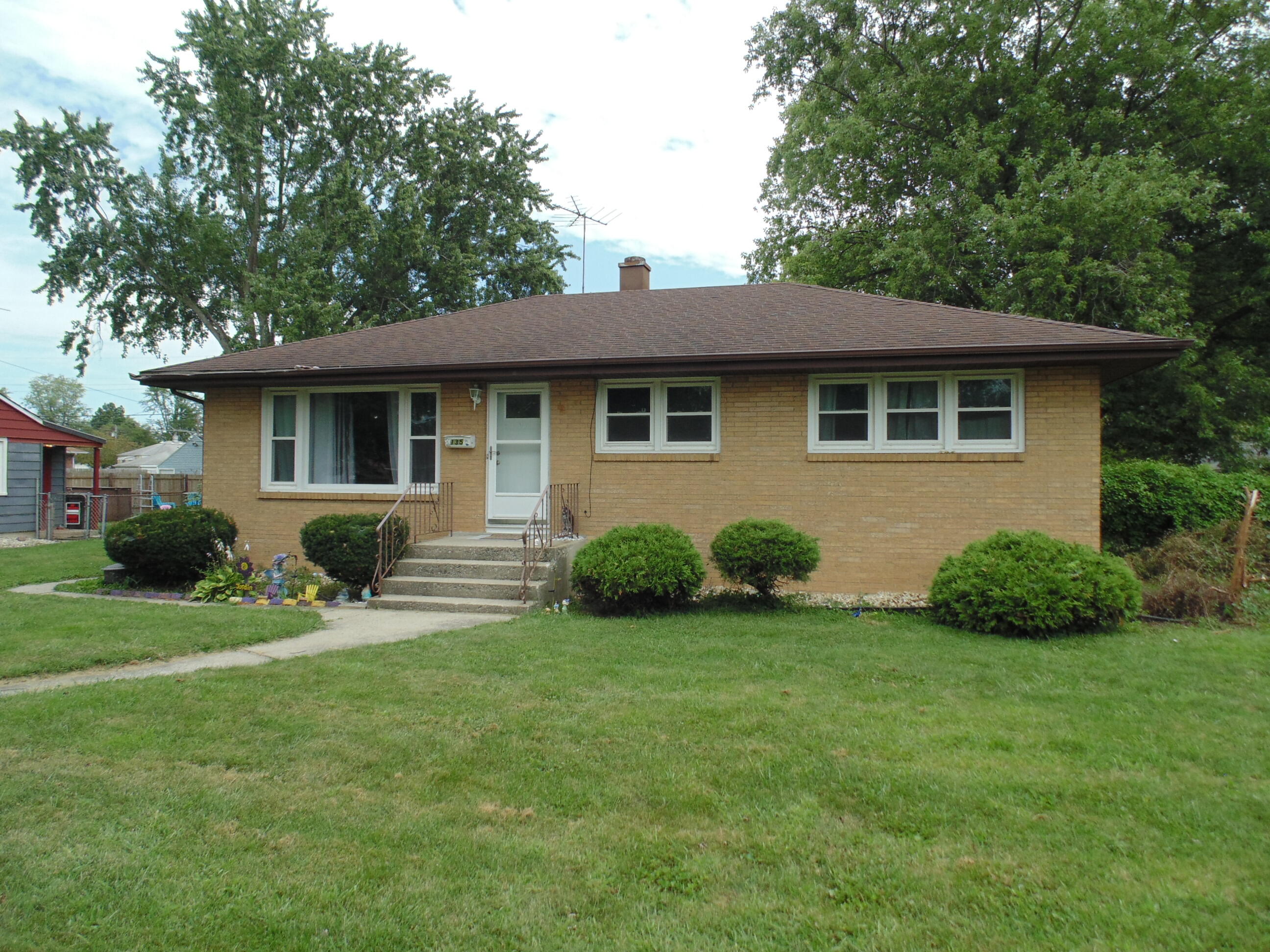 Photo 2 of 13 of 135 N Colorado Street house