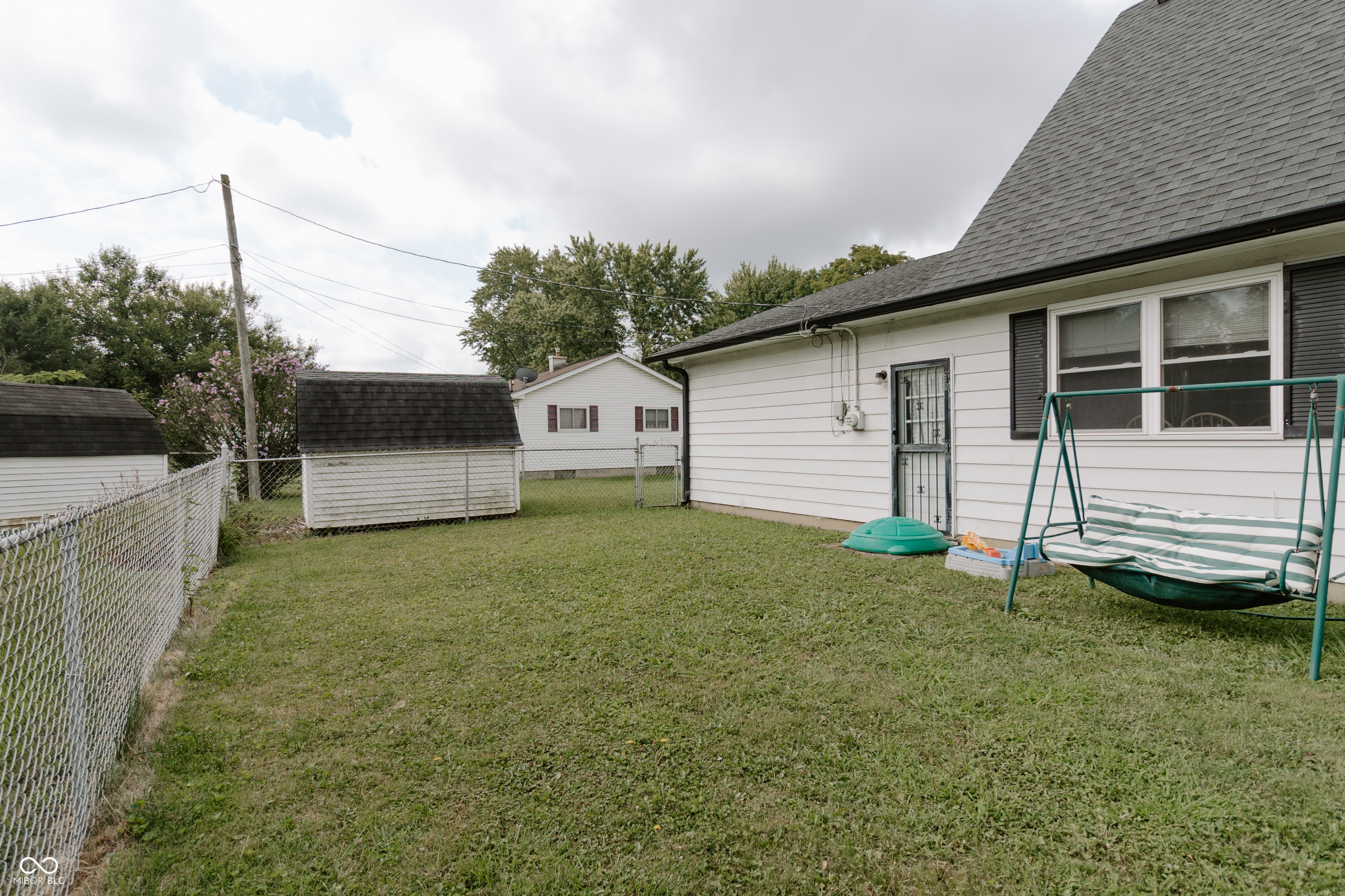 Photo 21 of 22 of 2401 Tesh Drive house