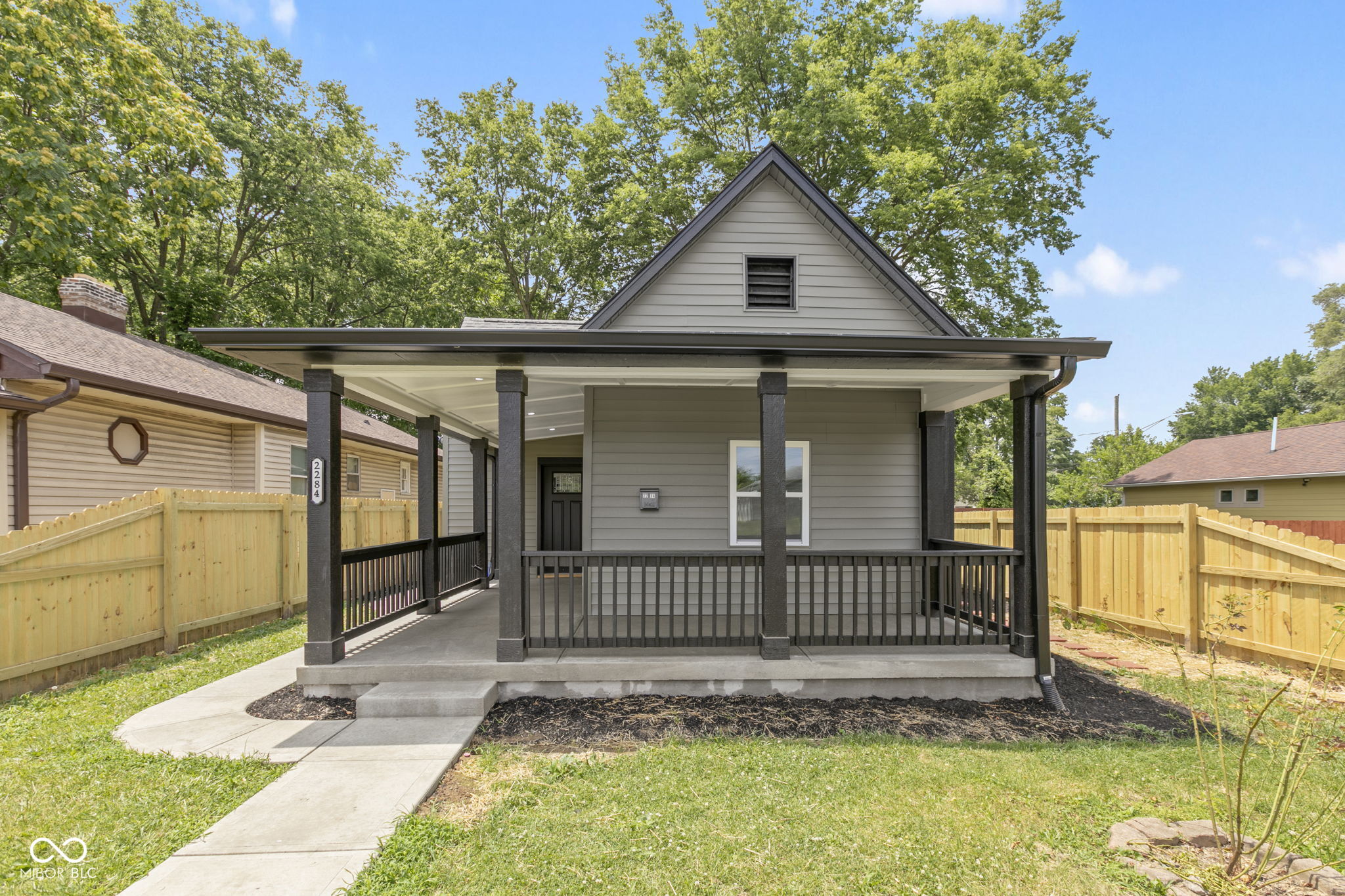 Photo 1 of 48 of 2284 Indianapolis Avenue house