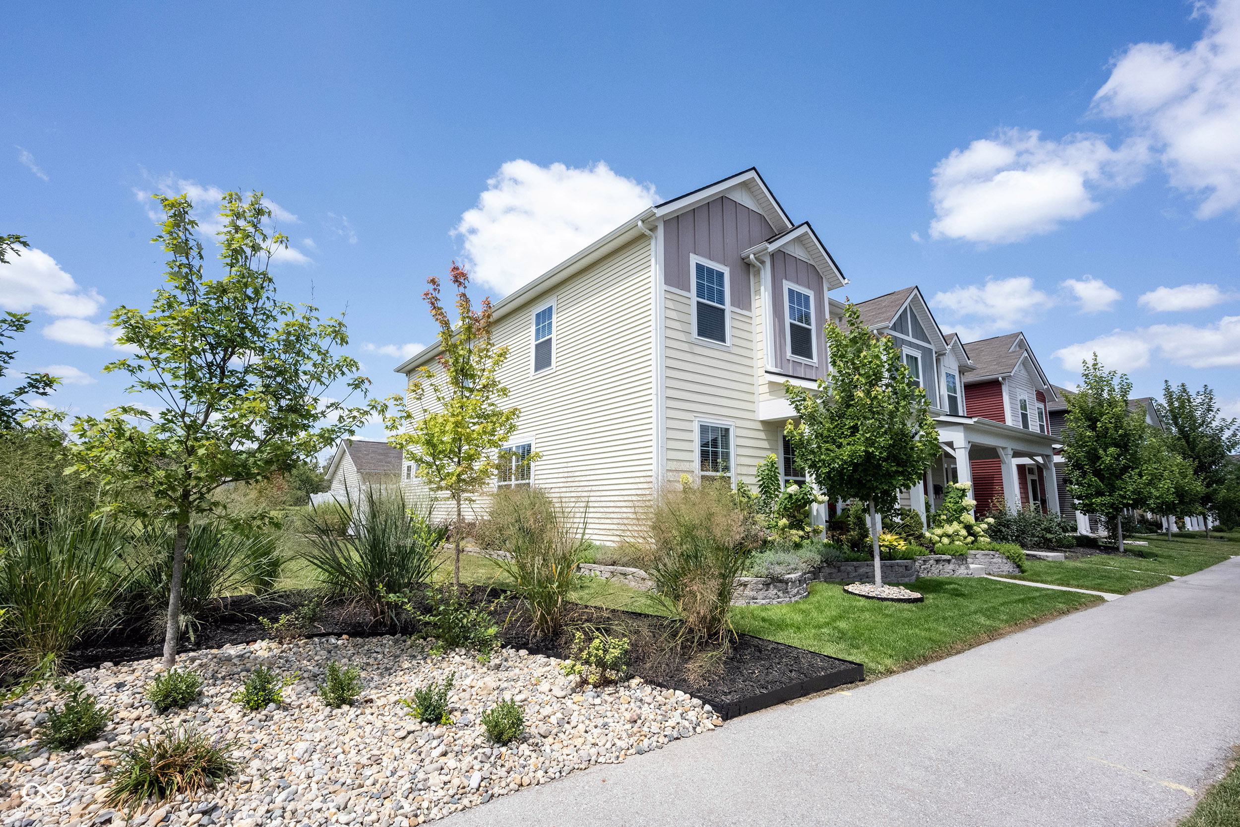 Photo 4 of 56 of 250 N Warman Avenue house