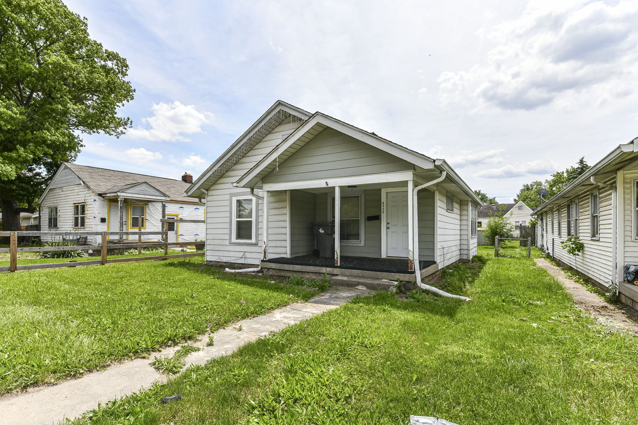 Photo 1 of 25 of 4305 E 16th Street house