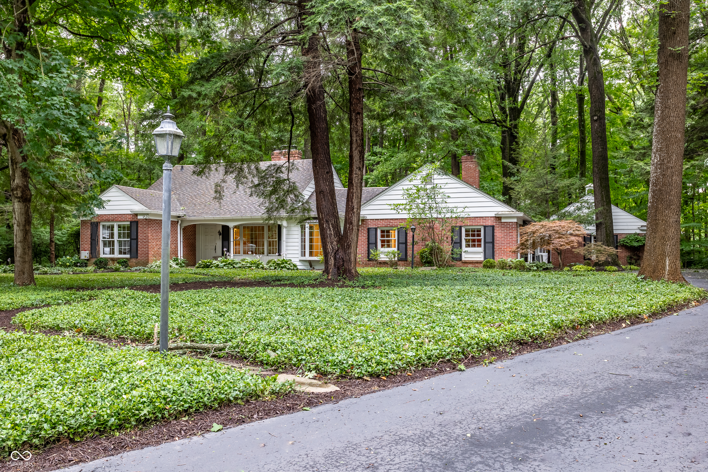 Photo 3 of 48 of 9015 Pickwick Drive house