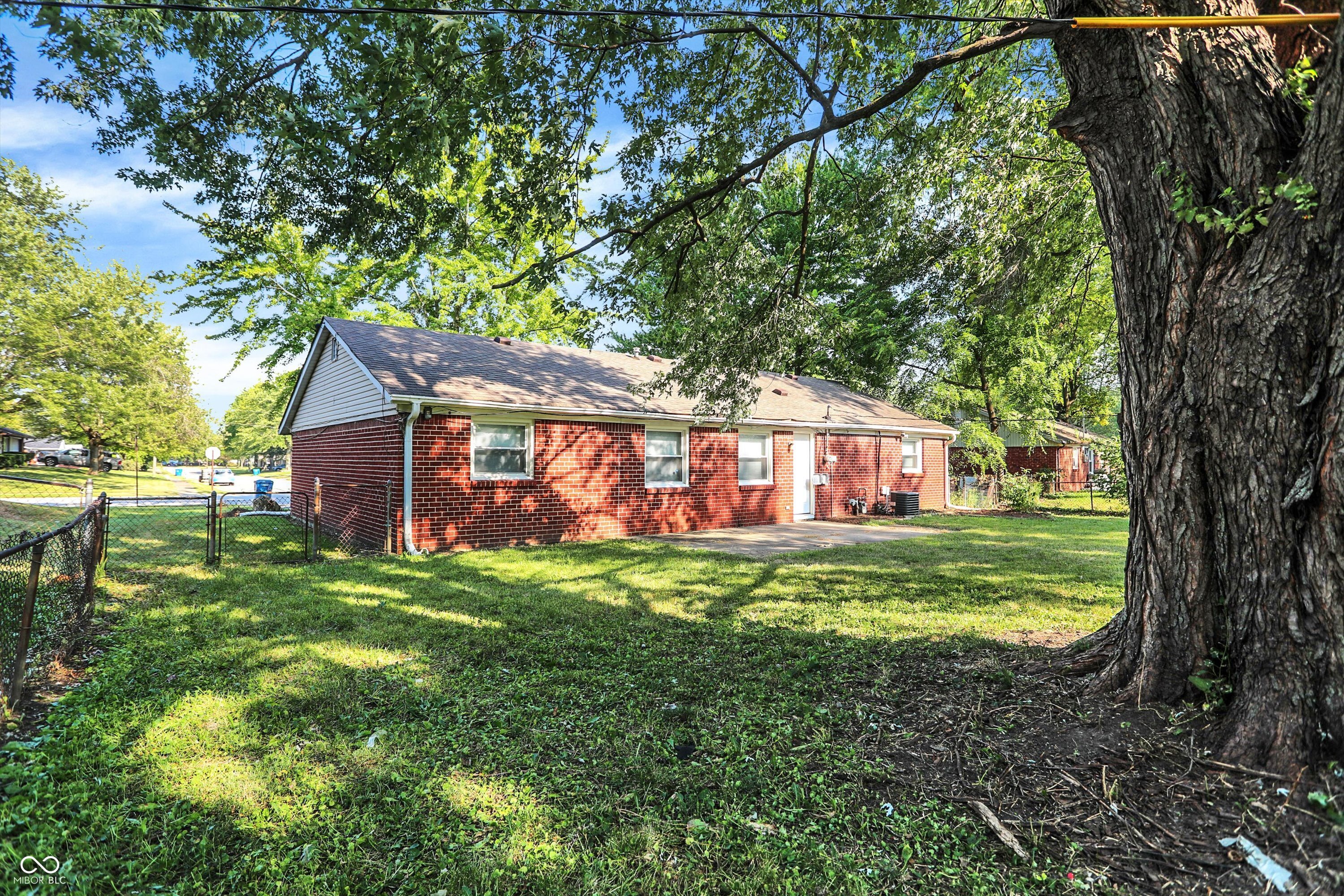 Photo 40 of 41 of 2032 Fairhaven Drive house