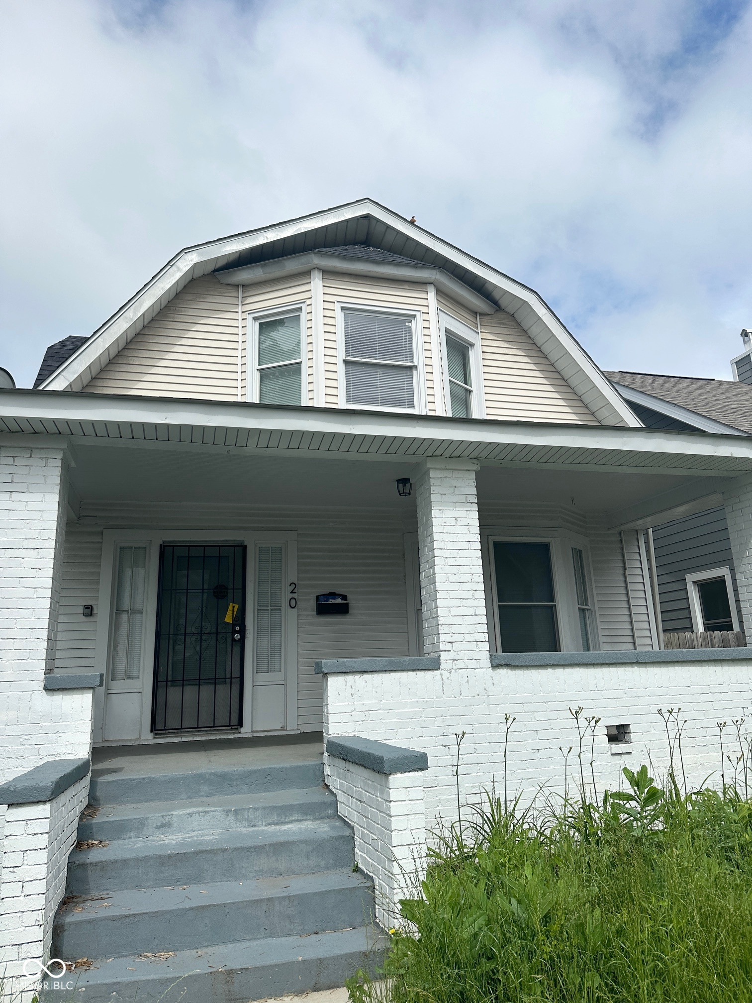 Photo 1 of 7 of 20 N Pershing Avenue house